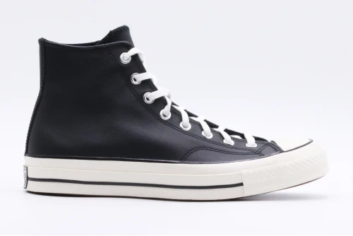 Converse Chuck 70 Leather Sneakers (A07200C)
