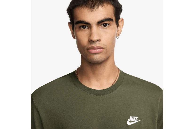 Nike Sportswear Club Ανδρικό Κοντομάνικο T-Shirt Χακί