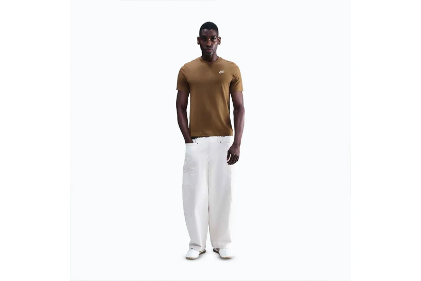 Nike Sportswear Club Ανδρικό Κοντομάνικο T-Shirt Καφέ