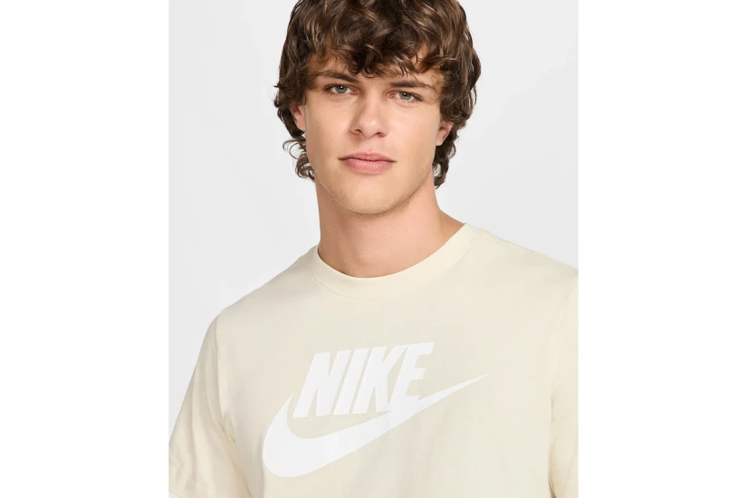 Nike Sportswear Ανδρικό Κοντομάνικο T-Shirt Μπεζ
