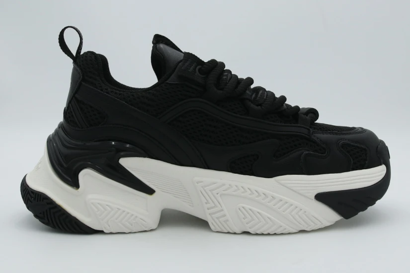 Buffalo Fion One Γυναικεία Sneakers Μαύρα, Λευκά