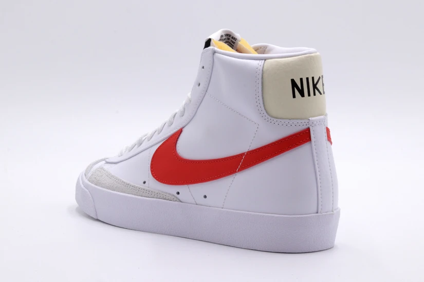Nike Blazer Mid '77 Vintage Ανδρικά Sneakers Λευκά, Γκρι, Κόκκινα