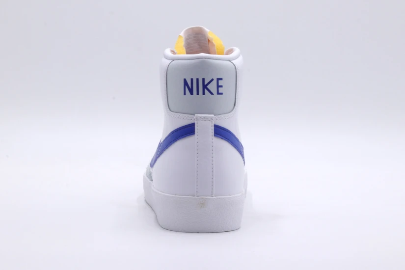 Nike Blazer Mid '77 Vintage Ανδρικά Sneakers Λευκά, Γκρι, Ρουά