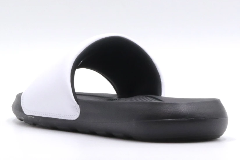 Nike Victori One Ανδρικές Παντόφλες Λευκές, Μαύρες