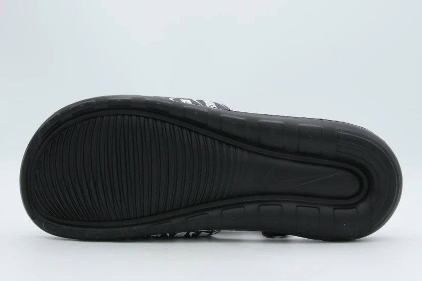 Nike Victori One Slide Ανδρικές Παντόφλες Μαύρες, Λευκές
