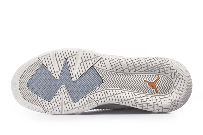 Jordan Mars 270 Sneakers (CT9132 002)