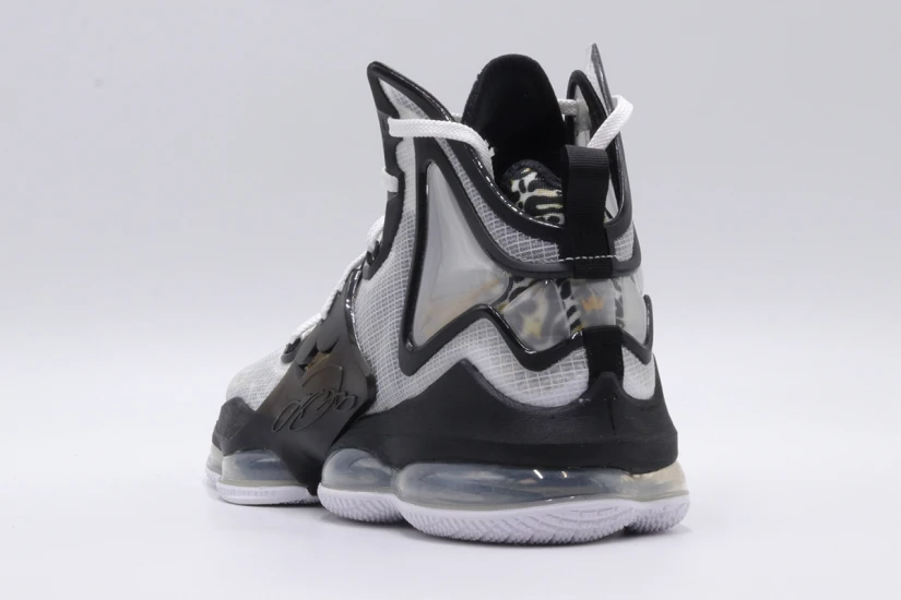 Nike Lebron Xix Παπούτσια Για Μπάσκετ (CZ0203 100)