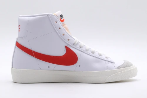 Nike Blazer Mid 77 Sneakers (CZ1055 101)