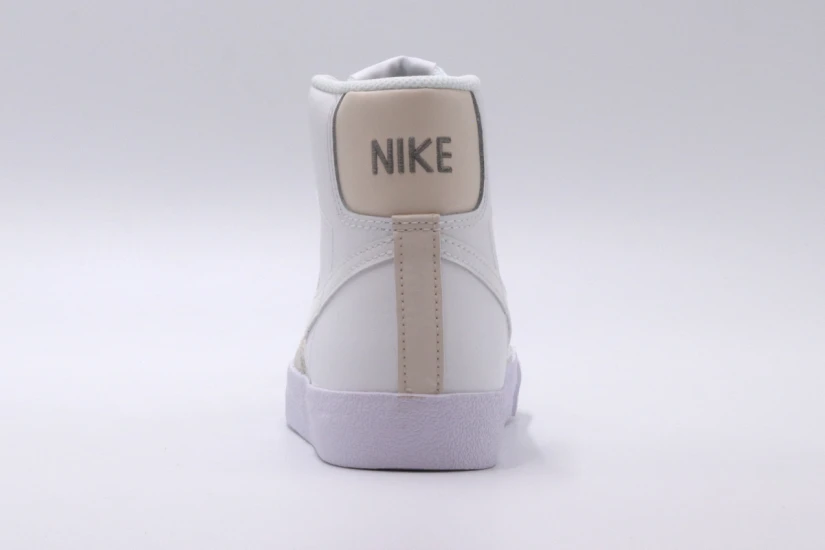 Nike Blazer Mid 77 Παιδικά Sneakers Εκρού, Γκρι Ανοιχτά, Λευκά