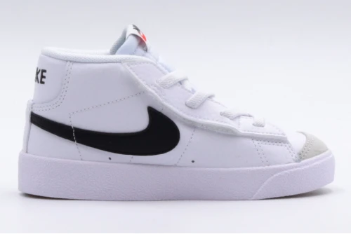 Nike Blazer Mid 77 Td Sneakers (DA4088 100)
