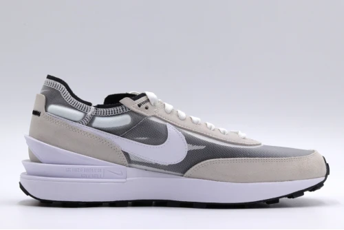 Nike Waffle One (DA7995 100)