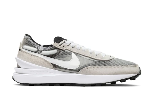 Nike Waffle One Sneakers (DC2533 102)