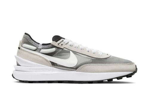 Nike Waffle One Sneakers (DC2533 102)