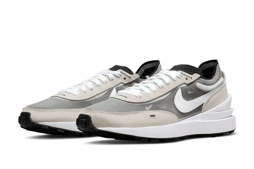 Nike Waffle One Sneakers (DC2533 102)