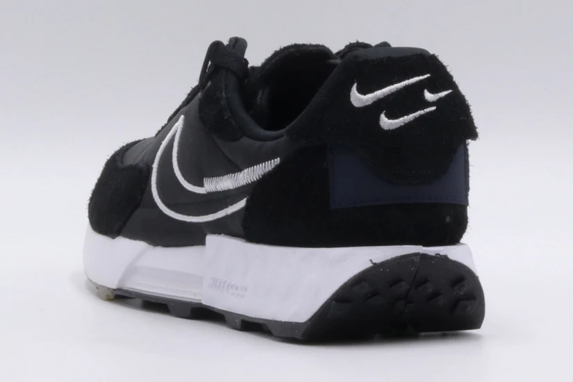 Nike W Fontanka Waffle Sneakers (DC3579 005)