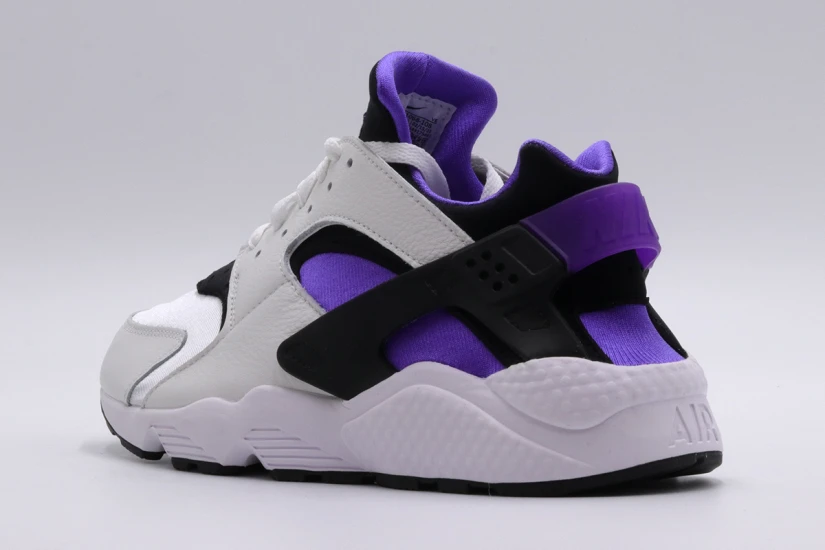 Nike Air Huarache Sneakers (DD1068 108)