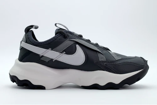 Nike W Tc 7900 Sneakers (DD9682 001)