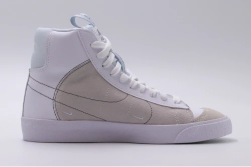 Nike Blazer Mid 77 Se D Gs Sneaker (DH8640 103)