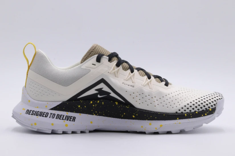 Nike React Pegasus Trail 4 Sneakers Πολύχρωμα (DJ6158 100)
