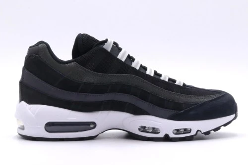 Nike Air Max 95 Sneakers (DM0011 009)