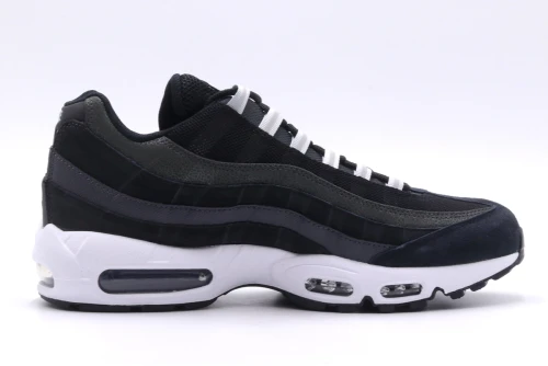 Nike Air Max 95 Sneakers (DM0011 009)