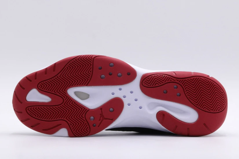 Jordan Air 11 CMFT Low Ανδρικά Sneakers Μαύρα, Κόκκινα, Λευκά