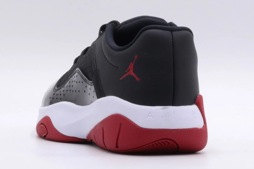 Jordan Air 11 CMFT Low Ανδρικά Sneakers Μαύρα, Κόκκινα, Λευκά