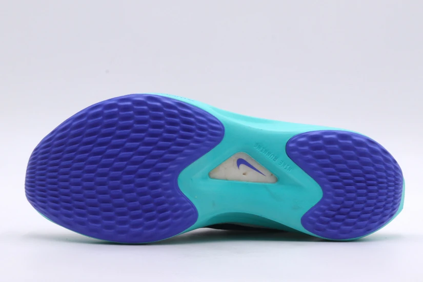 Nike Zoom Fly 5 Unisex Αθλητικά Παπούτσια Λευκό, Βεραμάν, Μαύρο