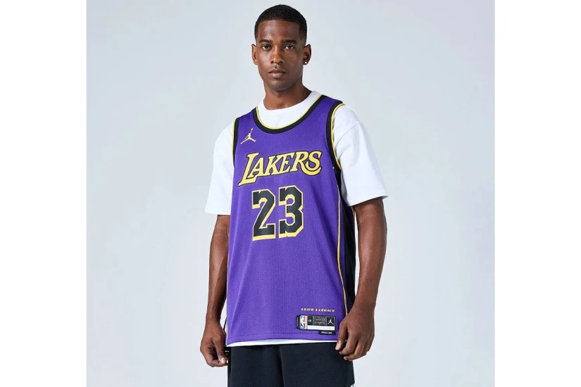 Jordan Los Angeles Lakers Φανέλα Lebron James Statement Edition