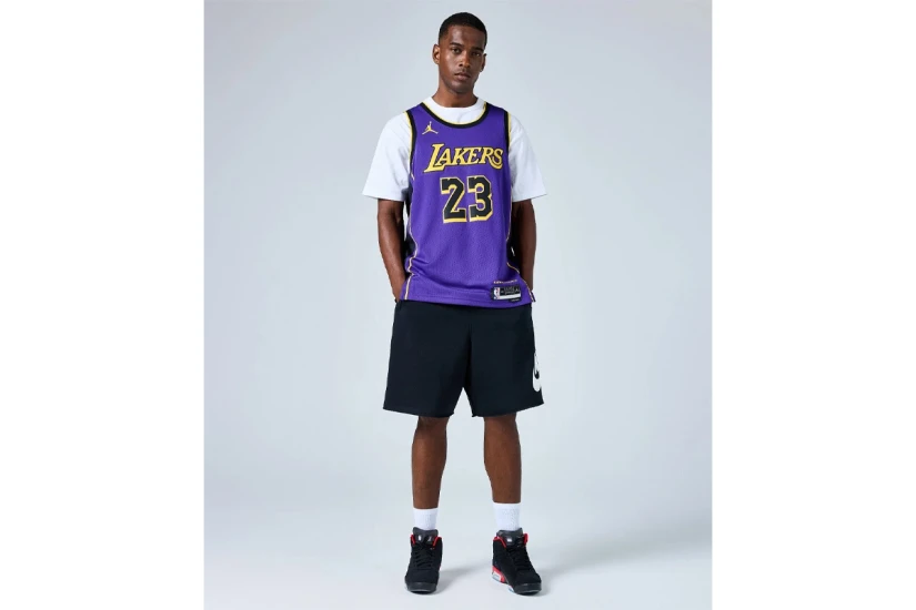 Jordan Los Angeles Lakers Φανέλα Lebron James Statement Edition