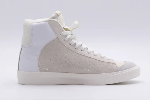Nike Blazer Mid 77 D Gs Sneakers (DQ6084 100)