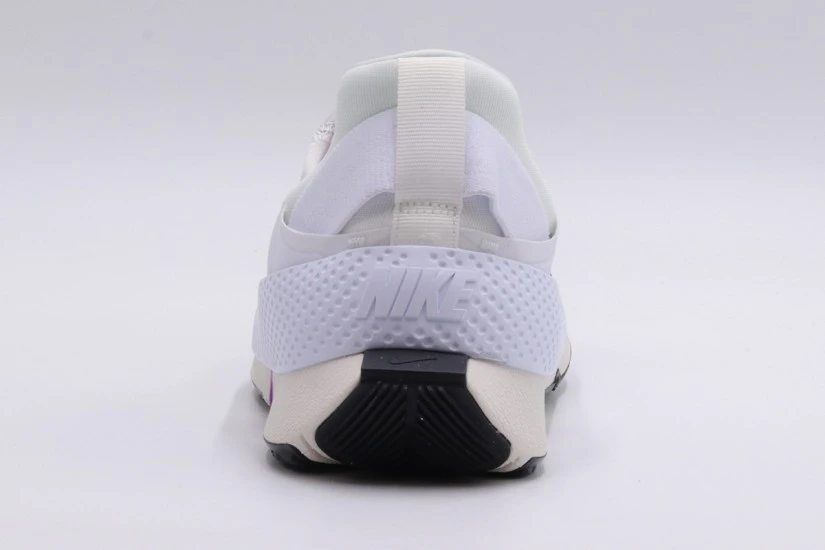 Nike Go Flyease Sneakers (DR5540 104)