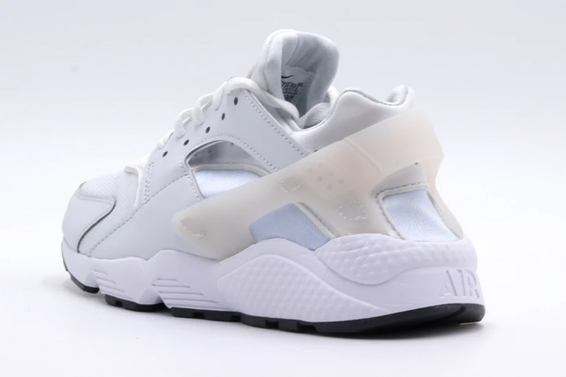 Nike Air Huarache Γυναικεία Sneakers Λευκά, Γκρι Ανοιχτά