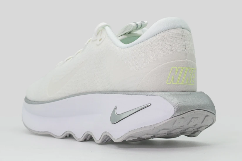 Nike Motiva Αθλητικά Παπούτσια για Περπάτημα Λευκά