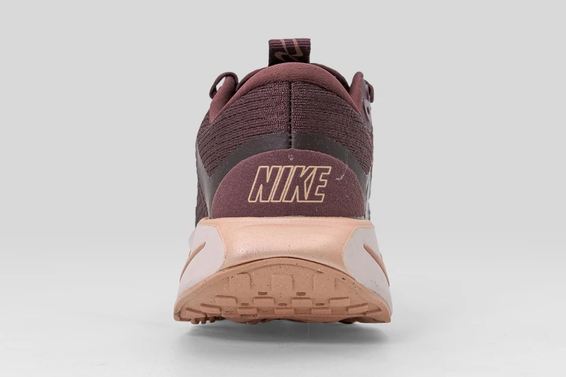 Nike Motiva Παπούτσια για Περπάτημα Μπορντό, Σομόν, Εκρού