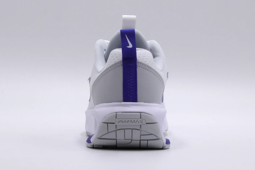 Nike W Air Max Intrlk Lite Sneakers (DV5695 101)