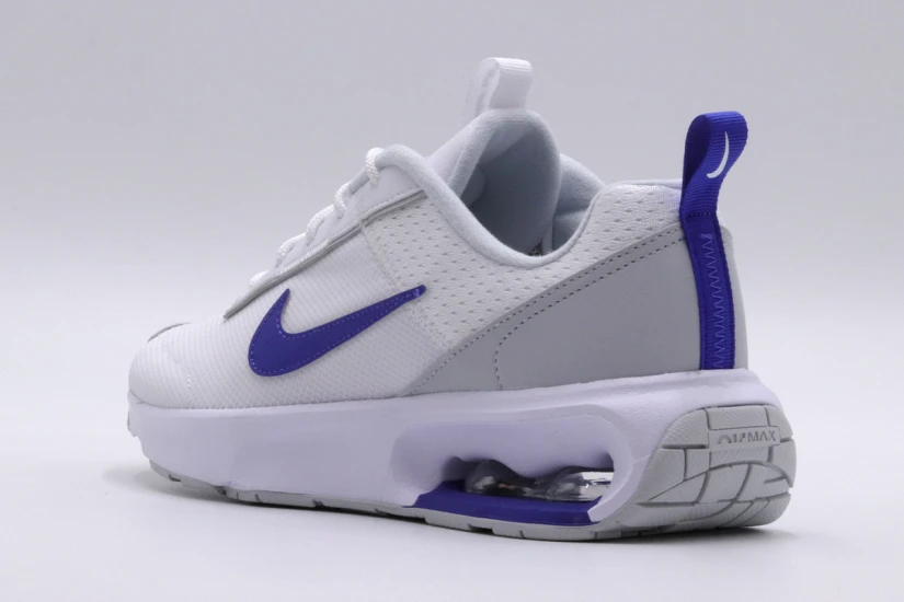 Nike W Air Max Intrlk Lite Sneakers (DV5695 101)