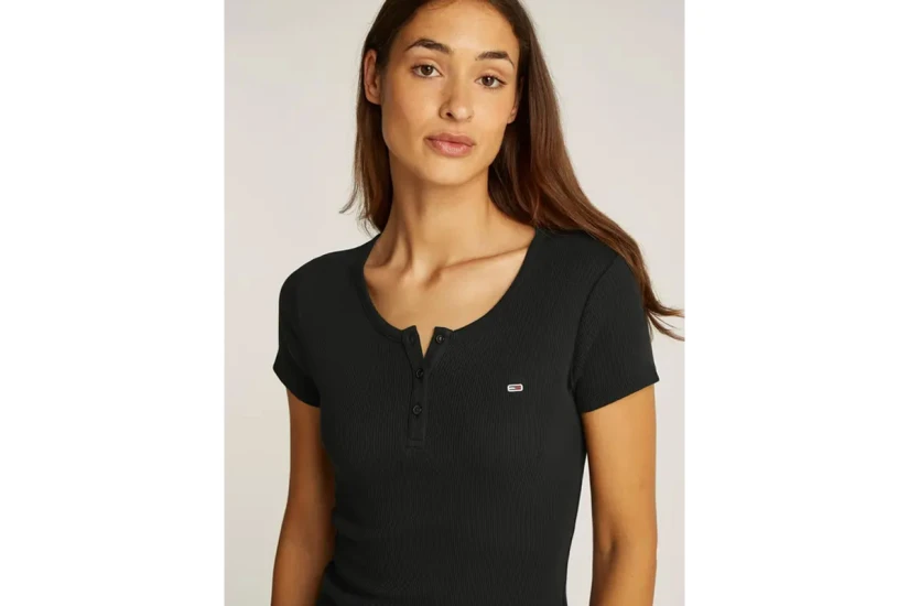 Tommy Jeans Γυναικείο Κοντομάνικο T-Shirt με Λαιμόκοψη Μαύρο