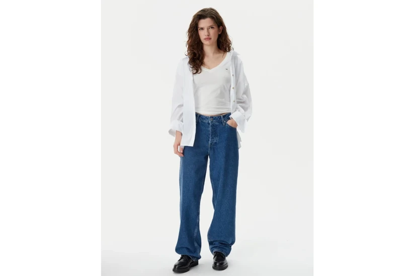 Tommy Jeans Slim V-Neck Γυναικείο Κοντομάνικο T-Shirt Εκρού