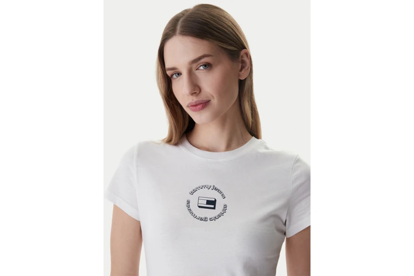 Tommy Jeans Slim Essential Logo 1 Γυναικείο Κοντομάνικο T-Shirt Εκρού