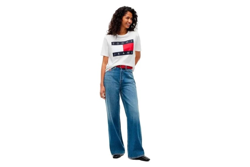 Tommy Jeans Boxy Flag Γυναικείο Κοντομάνικο T-Shirt Εκρού, Κόκκινο, Μπλε Σκούρο