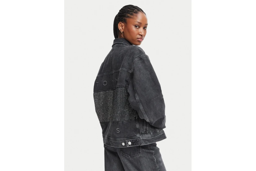 Tommy Jeans Back Rhinestone Logo Γυναικείο Μπουφάν Τζιν Μαύρο