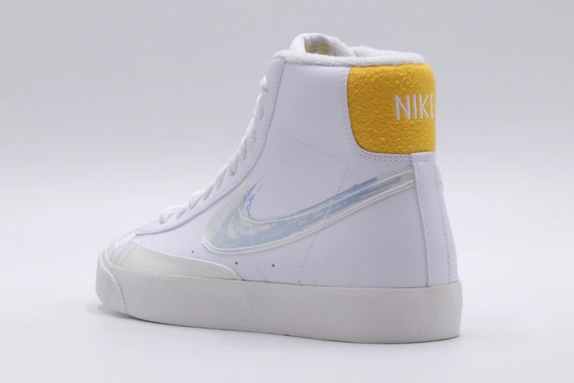 Nike Blazer Mid 77 Παιδικά Sneakers Λευκά, Ασημί, Κίτρινα