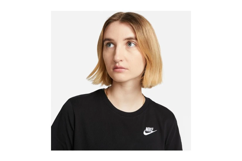 Nike Sportswear Club Essentials Γυναικείο Κοντομάνικο T-Shirt Μαύρο