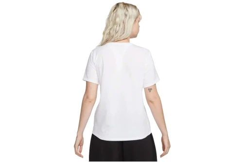 Nike Sportswear Club Essentials T-Shirt Γυναικείο (DX7902 100)