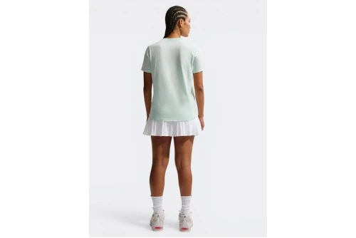 Nike Sportswear Club Essentials T-Shirt Γυναικείο (DX7902 394)