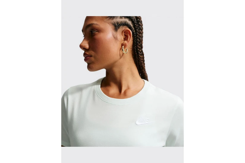 Nike Sportswear Club Essentials Γυναικείο Κοντομάνικο T-Shirt Μέντα