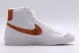 Nike Blazer Mid 77 Γυναικεία Sneakers Λευκά, Πορτοκαλί