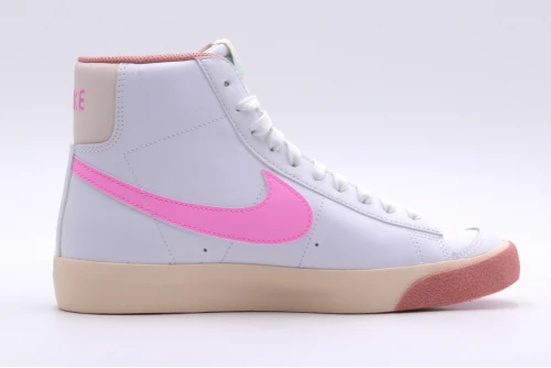 Nike Blazer Mid 77 Gs Sneakers (DZ2900 100)