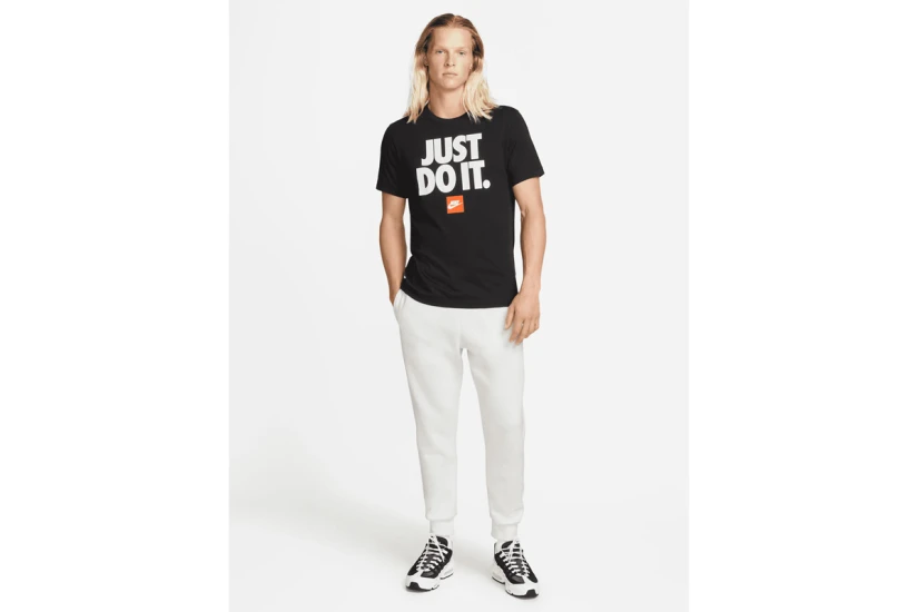 Nike Sportswear Just Do It Ανδρικό Κοντομάνικο T-Shirt Μαύρο